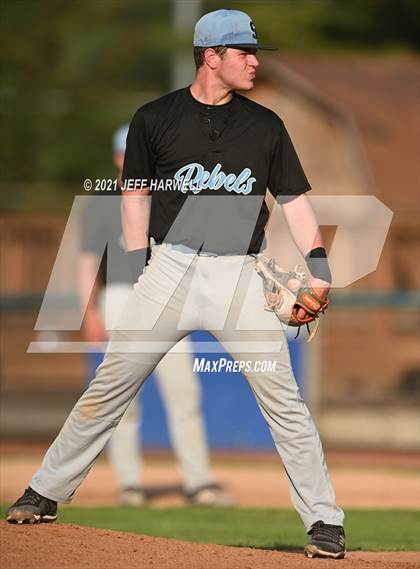 Thumbnail 1 in Mayfield vs. South (OHSAA D1 District Semifinal) photogallery.