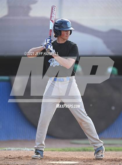 Thumbnail 1 in Mayfield vs. South (OHSAA D1 District Semifinal) photogallery.