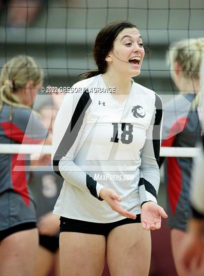 Thumbnail 3 in Guyer vs. Martin (UIL 6A Area Playoffs) photogallery.