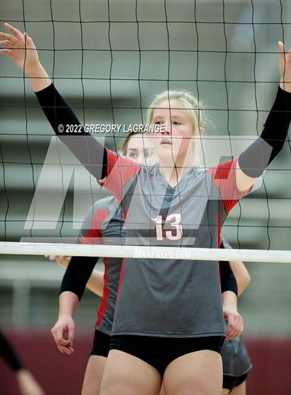 Thumbnail 1 in Guyer vs. Martin (UIL 6A Area Playoffs) photogallery.