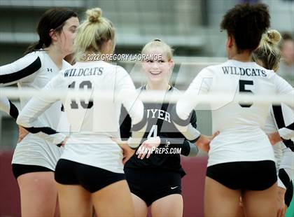Thumbnail 1 in Guyer vs. Martin (UIL 6A Area Playoffs) photogallery.