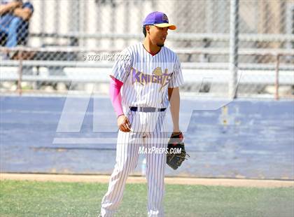 Thumbnail 3 in Paramount vs. Lynwood photogallery.