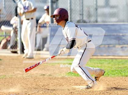 Thumbnail 3 in Paramount vs. Lynwood photogallery.