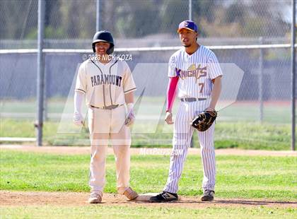 Thumbnail 2 in Paramount vs. Lynwood photogallery.