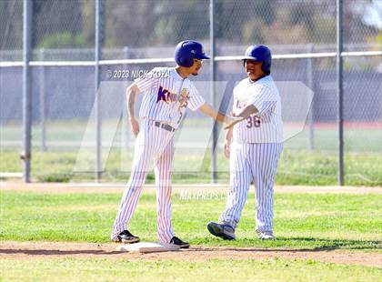 Thumbnail 2 in Paramount vs. Lynwood photogallery.