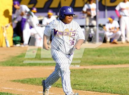 Thumbnail 2 in Paramount vs. Lynwood photogallery.