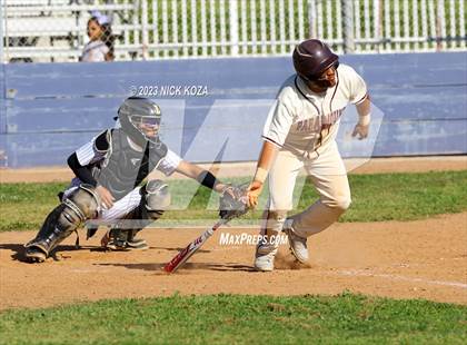 Thumbnail 2 in Paramount vs. Lynwood photogallery.