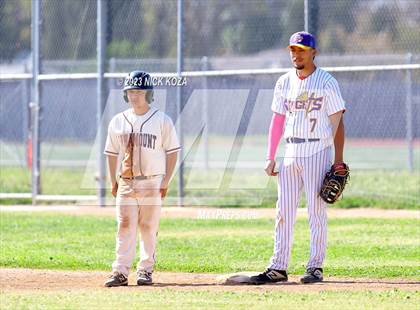 Thumbnail 3 in Paramount vs. Lynwood photogallery.
