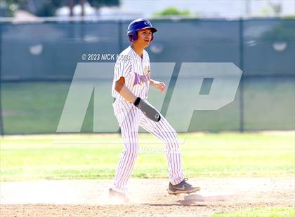 Thumbnail 1 in Paramount vs. Lynwood photogallery.
