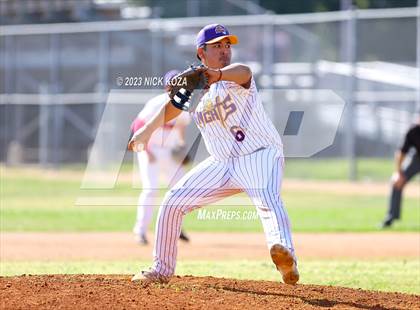Thumbnail 1 in Paramount vs. Lynwood photogallery.