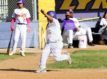 Thumbnail 3 in Paramount vs. Lynwood photogallery.