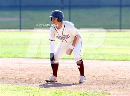 Thumbnail 3 in Paramount vs. Lynwood photogallery.