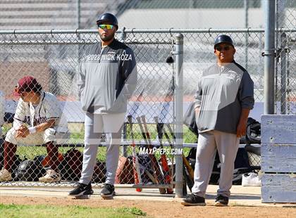 Thumbnail 3 in Paramount vs. Lynwood photogallery.