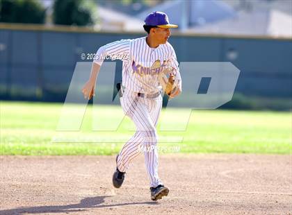 Thumbnail 1 in Paramount vs. Lynwood photogallery.