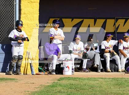 Thumbnail 2 in Paramount vs. Lynwood photogallery.