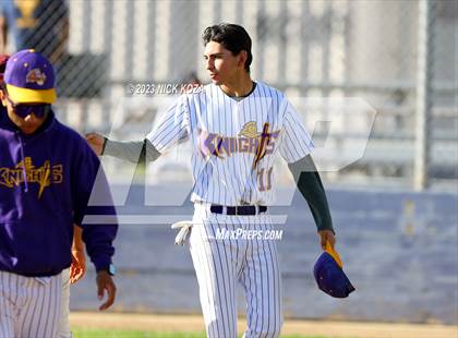 Thumbnail 1 in Paramount vs. Lynwood photogallery.
