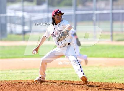 Thumbnail 2 in Paramount vs. Lynwood photogallery.