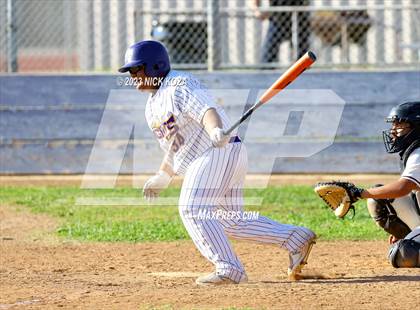 Thumbnail 1 in Paramount vs. Lynwood photogallery.