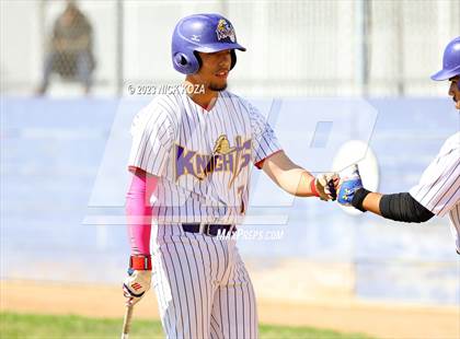 Thumbnail 2 in Paramount vs. Lynwood photogallery.