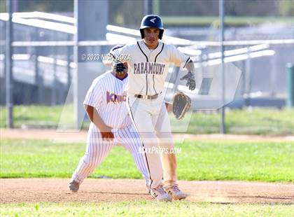 Thumbnail 2 in Paramount vs. Lynwood photogallery.