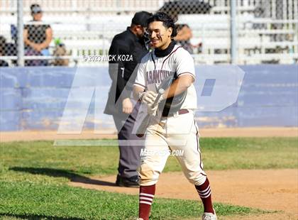 Thumbnail 3 in Paramount vs. Lynwood photogallery.