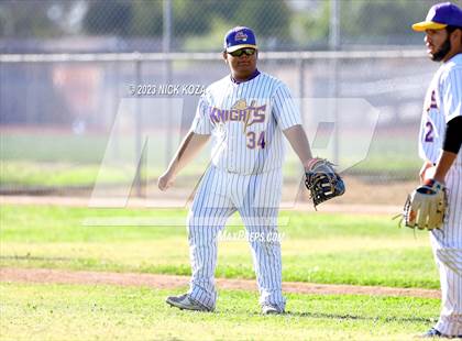 Thumbnail 2 in Paramount vs. Lynwood photogallery.