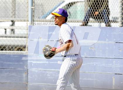 Thumbnail 1 in Paramount vs. Lynwood photogallery.