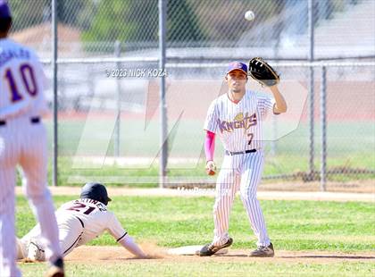 Thumbnail 3 in Paramount vs. Lynwood photogallery.
