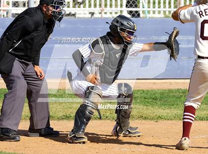 Thumbnail 3 in Paramount vs. Lynwood photogallery.