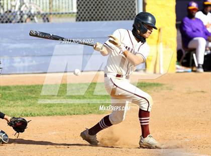 Thumbnail 2 in Paramount vs. Lynwood photogallery.