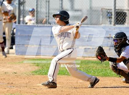 Thumbnail 1 in Paramount vs. Lynwood photogallery.