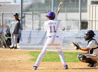 Thumbnail 1 in Paramount vs. Lynwood photogallery.