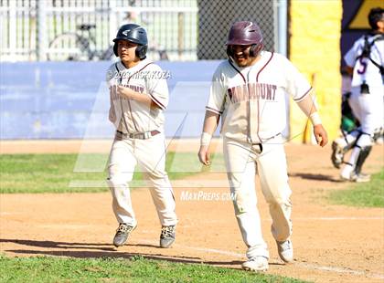 Thumbnail 2 in Paramount vs. Lynwood photogallery.