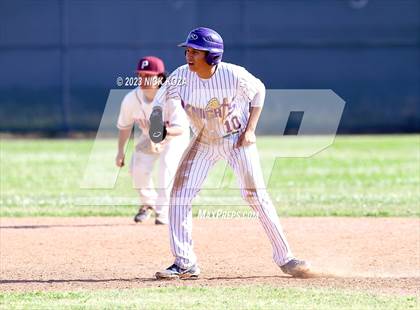 Thumbnail 1 in Paramount vs. Lynwood photogallery.