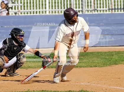 Thumbnail 1 in Paramount vs. Lynwood photogallery.