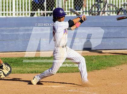 Thumbnail 1 in Paramount vs. Lynwood photogallery.