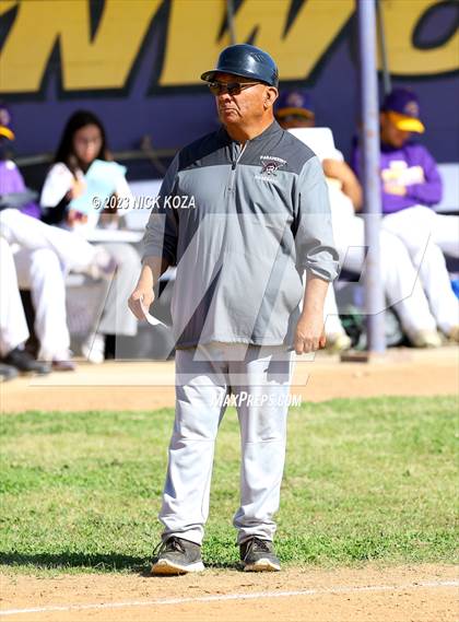 Thumbnail 2 in Paramount vs. Lynwood photogallery.