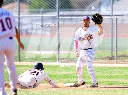 Thumbnail 1 in Paramount vs. Lynwood photogallery.