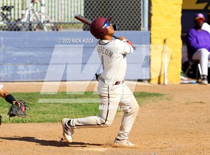 Thumbnail 1 in Paramount vs. Lynwood photogallery.