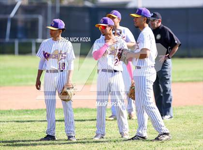 Thumbnail 3 in Paramount vs. Lynwood photogallery.