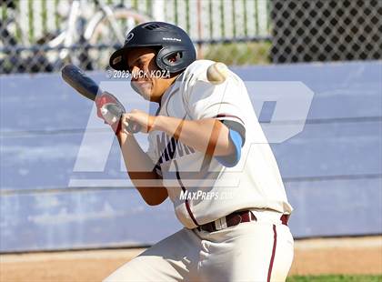 Thumbnail 2 in Paramount vs. Lynwood photogallery.