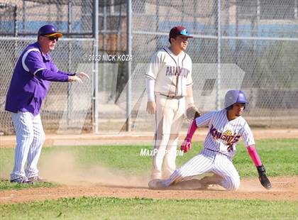 Thumbnail 2 in Paramount vs. Lynwood photogallery.