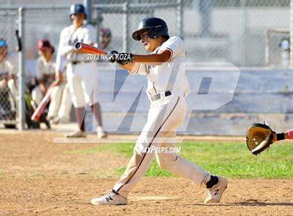 Thumbnail 2 in Paramount vs. Lynwood photogallery.