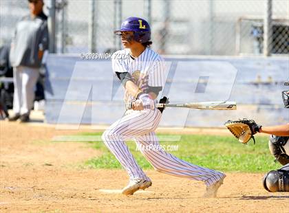 Thumbnail 1 in Paramount vs. Lynwood photogallery.