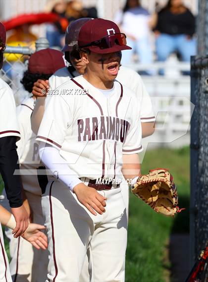 Thumbnail 1 in Paramount vs. Lynwood photogallery.