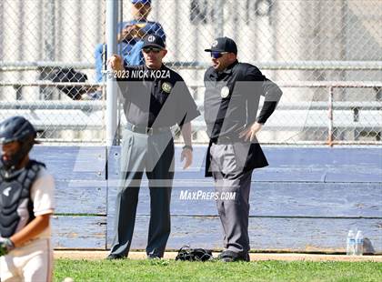 Thumbnail 3 in Paramount vs. Lynwood photogallery.