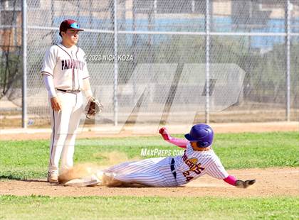 Thumbnail 1 in Paramount vs. Lynwood photogallery.