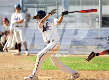 Thumbnail 3 in Paramount vs. Lynwood photogallery.
