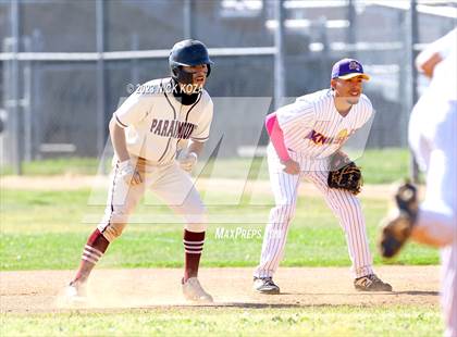 Thumbnail 2 in Paramount vs. Lynwood photogallery.