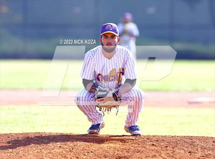 Thumbnail 2 in Paramount vs. Lynwood photogallery.